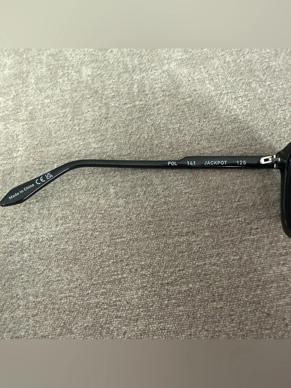 QUAY Australia Sunglasses Set Black Silver French Kiss & Jackpot Polarized Case